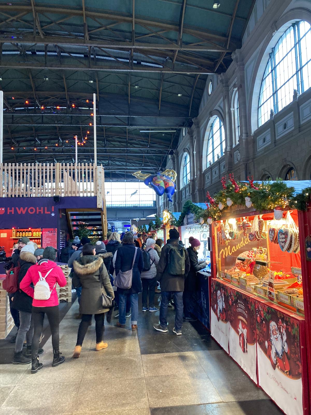 Zurich HB Christmas Market