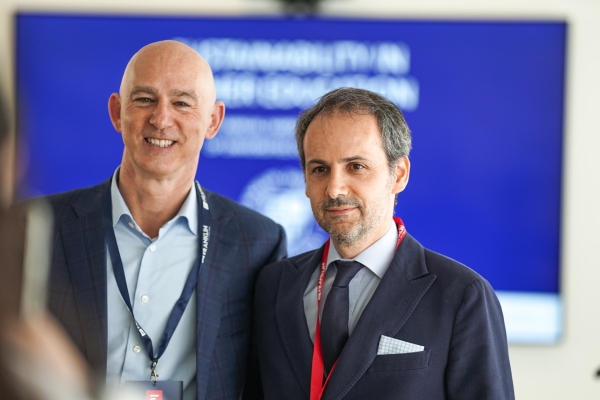 President Martín-Barbero and President Magee of Minerva University